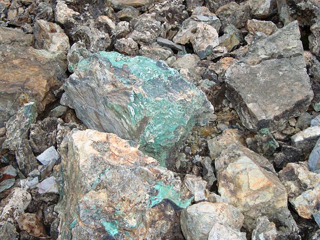 african_metals_copper_and_cobalt_ore.jpg