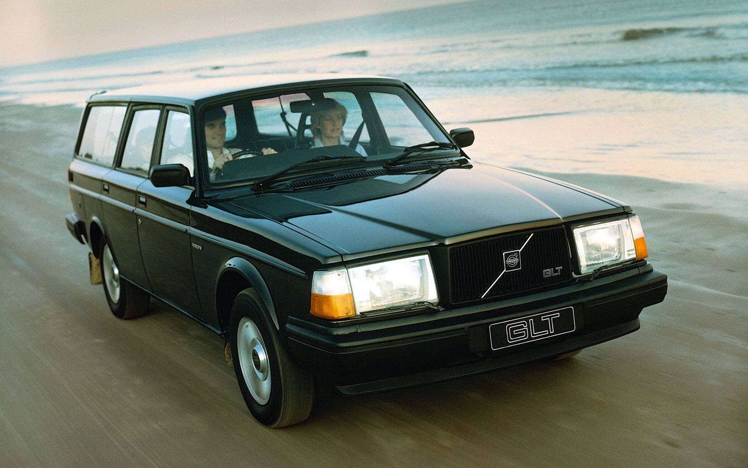 Volvo-240-GLT-Wagon.jpg